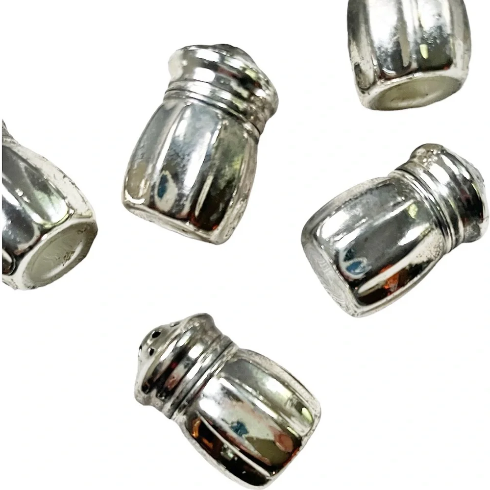 Beautiful Set of 6 Silver-Plated Individual Salt & Pepper Shakers